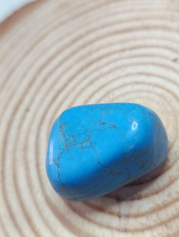 Howlita azul