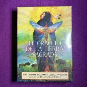 El oráculo de la tierra Sagrada x Toni Carmine Salerno y Leela J.Williams