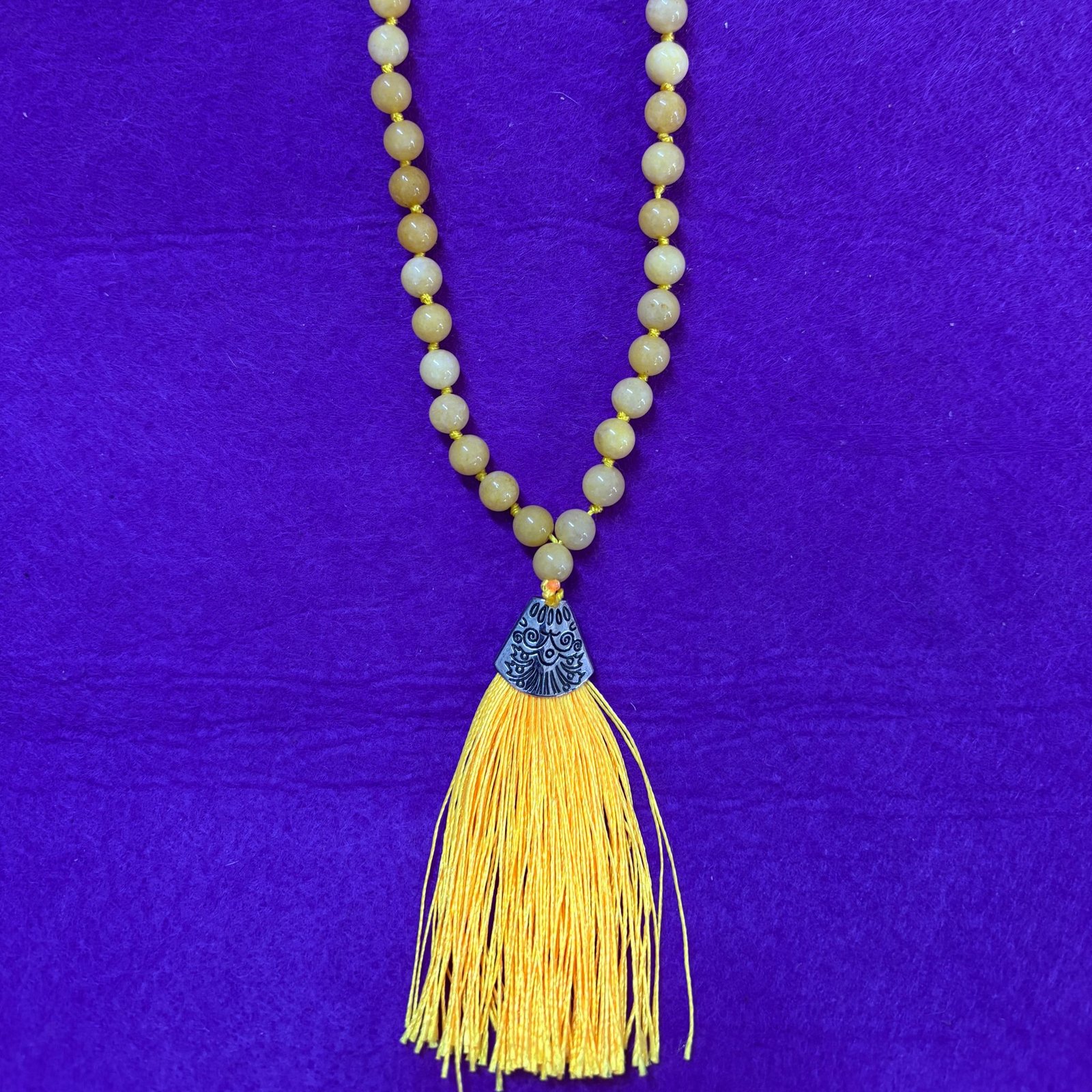 Japamala de Jade teñido