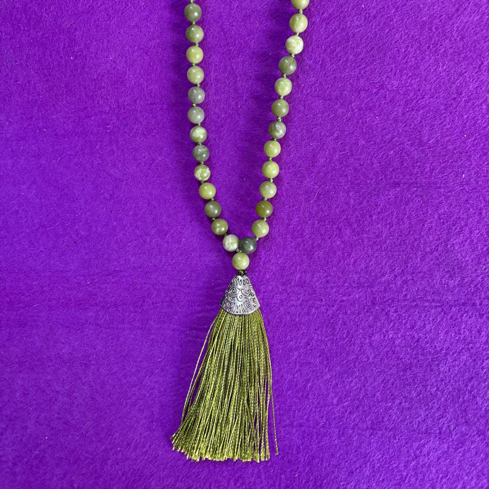 Japamala de Jade teñido