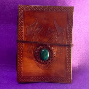 Grimorio Cuero Dragones