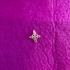 Colgante de Nudo de Bruja Plata